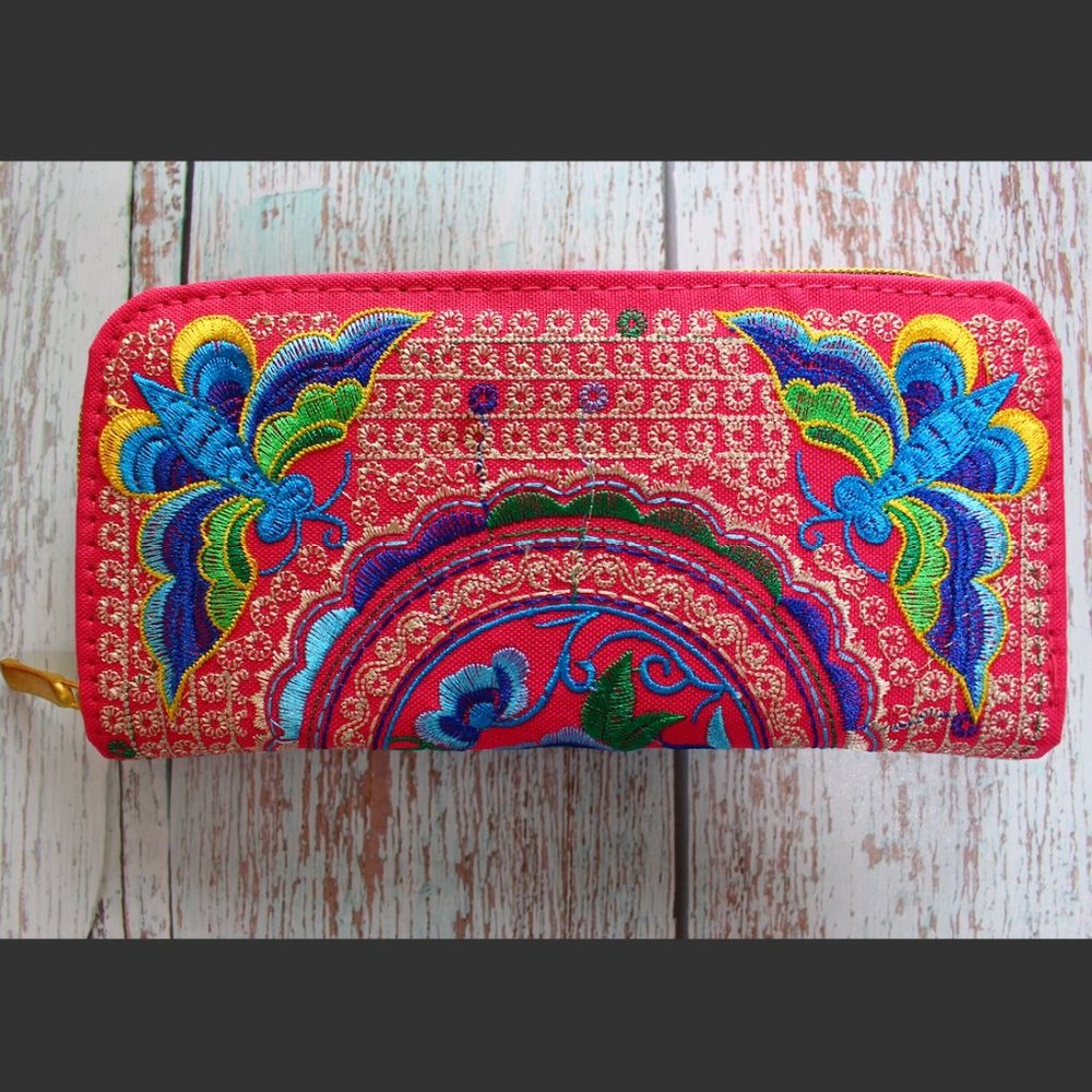 NEW Pink Embroidered Butterfly Zip Around Wallet